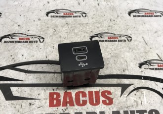 PORT USB-C HUB FORD PUMA ST-LINE -2025 COD- NX7T-14F014-AD PRODUS NOU