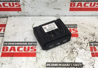 PORT USB-C  Renault AUSTRAL E-Tech 2023 284H38566R