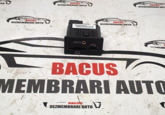 PORT USB FORD FOCUS III MK3 COD-  FR3T-14F014-AB