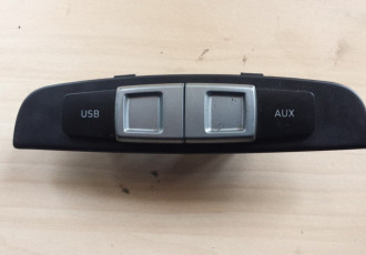  Port USB si AUX pentru SEAT LEON 20111P0035726A