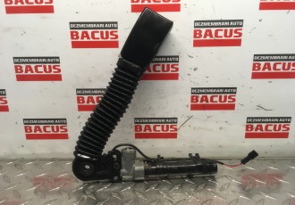 Pretensioner centura fata stanga / dreapta BMW Seria 5 E60 563067417D