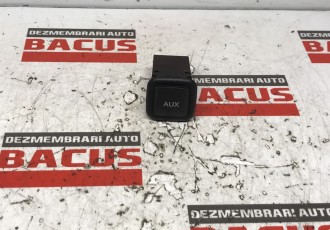 PRIZA AUX Audi A1, A3, A4, A5, TT, RS5, RS7, Q3, Q5, COD- 8J0035475