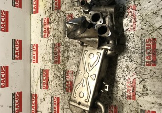 Racitor gaze VW Passat B7 cod: 03l131512bl 