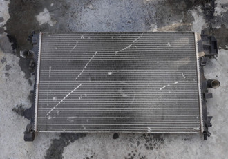 Radiator apa Opel Vectra C 1.9tdi cod: 13196477