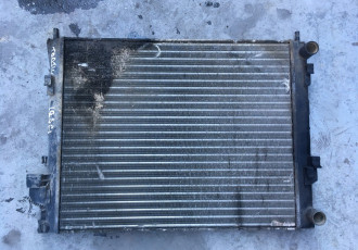 Radiator apa Opel Vivaro 1.9dci cod: 91166000