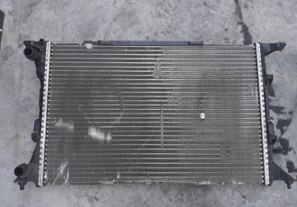 Radiator apa pentru Audi A4 8K B8 2.0tdi cod: 8K0121251R