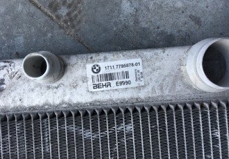 Radiator apa pentru bmw e60 cod:1711 7795878-01