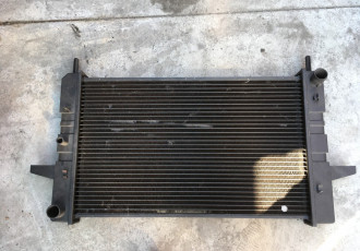 Radiator apa pentru Ford Sierra 