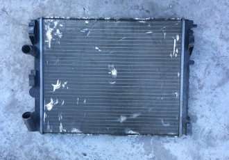 Radiator apa Renault clio 2 cod: 8200343476