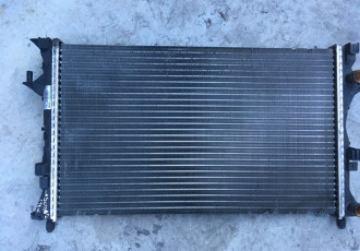 Radiator apa Renault Laguna 2 cod: 8200008764