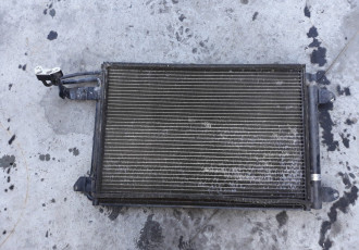 Radiator clima pentru Audi A3 8P 1.9tdi cod: 1K0820411G