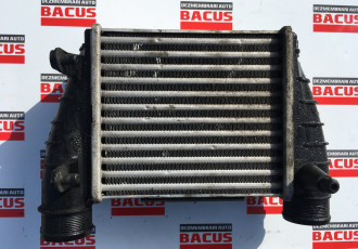 Radiator intercooler Audi A4 cod: 8e0145806q