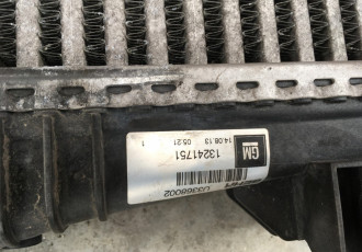 Radiator intercooler Opel Insignia 2.0 CDTI cod 13241751 an 2009 2010 2011 2012 2013