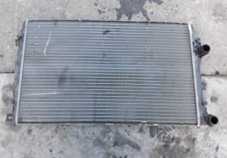 Radiator racire apa pentru Skoda Octavia 2 cod: 1K0121253AA