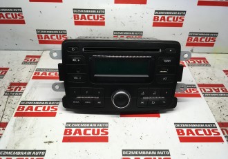 Radio CD Dacia Duster cod: 2811 55216r