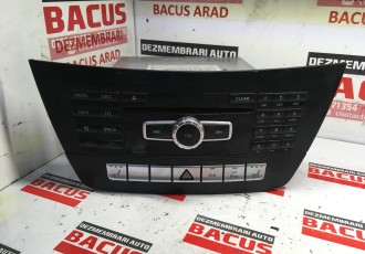 Radio CD Mercedes W204 cod: a2049003509