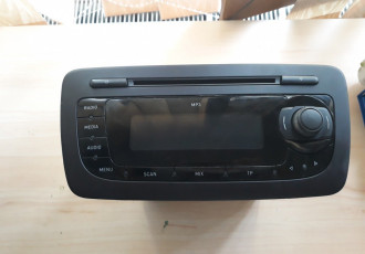 Radio CD pentru Seat Ibiza 5 cod: 6J0035153B