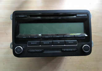 Radio CD VW Passat B7 cod: 1k0035186ab