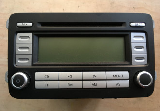 Radio CD VW Passat cod 1K0035186R