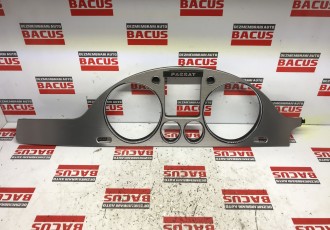 Rama / Grila Ceasuri Bord Vw Passat B6 Europa 2007 Cod 3C1858335