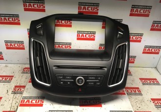 Rama Ornament NAVI Buton Avarii Panou Multimedia facelift Ford FOCUS III 2015 COD- F1et18k811hc cu mic defect