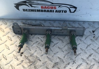 Rampa Cu Injectoare Dacia Logan 2 / Sandero 2 / Renault 1.0 TCE Cod 175204021R