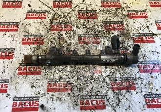 Rampa injectie VW cod 03L130089J