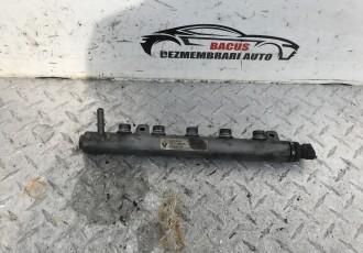 Rampa injectoare 1.6 DCI  Renault Trafic 3 2014-2020 cod-  H8201323501 175214823R-- C