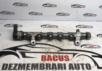 Rampa injectoare Audi A4 B8 2.0 TDI Cod 03L130089Q