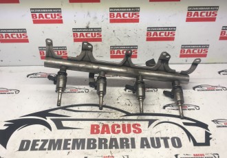 Rampa injectoare Audi A4 B8 cod: 06j133317