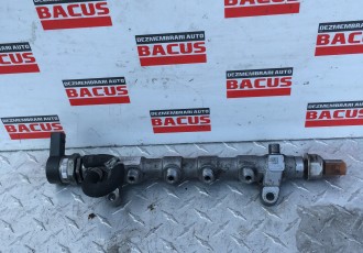 Rampa Injectoare Audi A4 B8 Facelift / Q5 2.0 TDI Cod : 03L130089Q