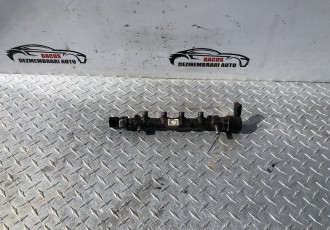 Rampa Injectoare Audi A4 B8 / Q3 / Vw Tiguan 2.0 Tdi Cod : 04L089G