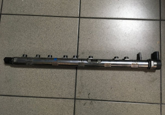 Rampa injectoare BMW F11 3.0 D cod: 0445216036