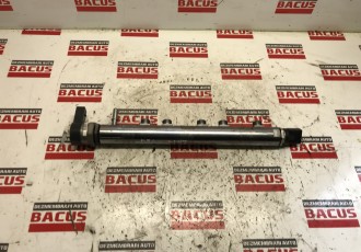 Rampa injectoare BMW F20 Cod: 0445214182