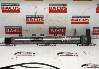 Rampa injectoare BMW F20 cod: 0445214278