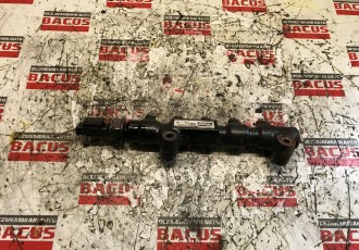 Rampa injectoare completa Peugeot 308 1.6 HDI: 9654592680