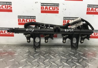 Rampa Injectoare Cu Injectoare Dacia Sandero 2 / Logan 2 1.2 Benzina Cod 8200367230