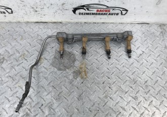 Rampa injectoare cu injectoare Toyota Avensis 1.8 benzina: 23250-0T030 [Fabr 2008-2016]