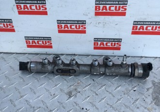 Rampa injectoare cu senzor Land Rover Range Rover Evoque, 2.0 D, 204DTD cod G4D3-9D280-AA, 0445214332,