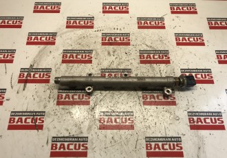 Rampa Injectoare Cu Senzor Skoda Fabia 3 / Vw T-Roc 1.0 Tsi Motor DKL COD 04C133320G