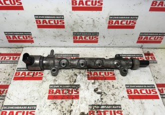 Rampa injectoare Cu Senzori Skoda Octavia 3 / VW Golf 7 1.6 TDI Cod : 04L130089F