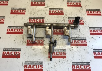 Rampa Injectoare Ford Focus 3 1.0 EcoBoost Benzina COD CM5G9H487HB