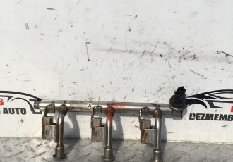 Rampa injectoare Ford Focus 3 an- 2015 cod: dm5g 9h487 aa