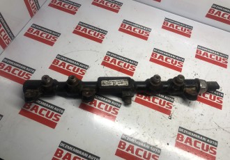 Rampa injectoare ford mondeo mk3 2.0 tdci 2s70-9d280-ae