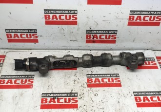 Rampa injectoare Hyundai i30 cod: 0445214181