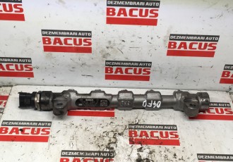 Rampa injectoare Hyundai i30 cod: 0445214181