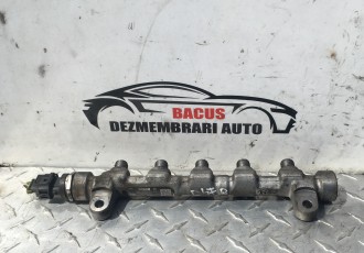 Rampa injectoare Hyundai i30 FD [2007 - 2010] wagon 5-usi 1.6 CRDi MT 0445214181 314002A420