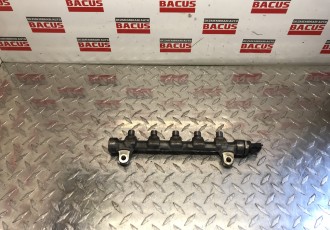 Rampa Injectoare Kia Ceed / Hyundai i30 1.6 Crdi Cod : 0445214181 	