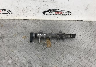 Rampa injectoare Mini Cooper 2015 F56 HATCHBACK 1.5 D B37C15A COD- 0445213026