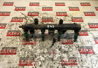 Rampa injectoare peugeot 206 1.4 cod 9655833580